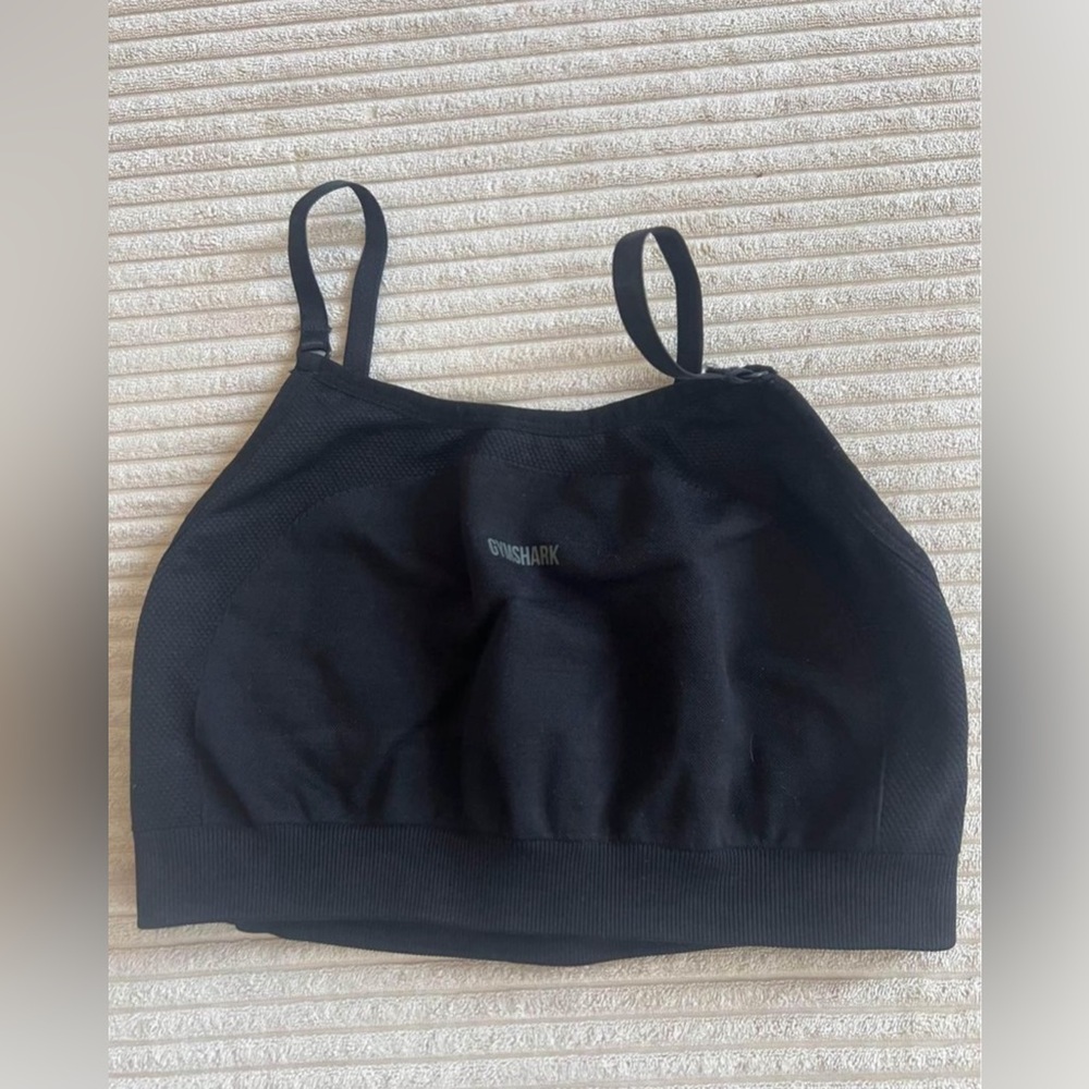 GYMSHARK Sports Bra